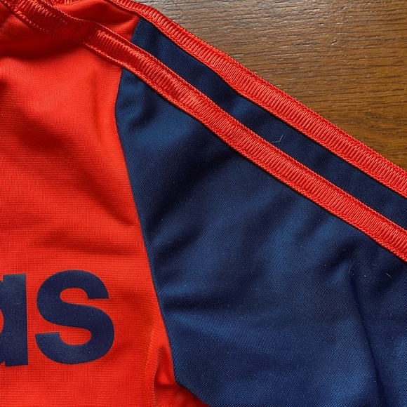 Adidas track suit for Boys 2T - Picture 7 of 8